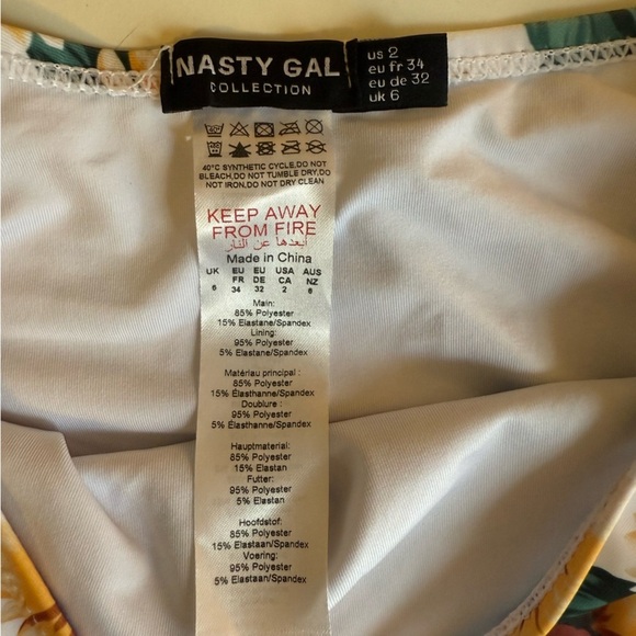 Nasty Gal Sunflower Tie Bikini and Scrunchie Set Size 2 NWT - Picture 5 of 16